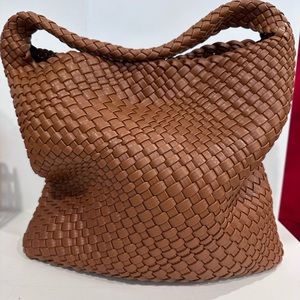 Woven large shoulder bag